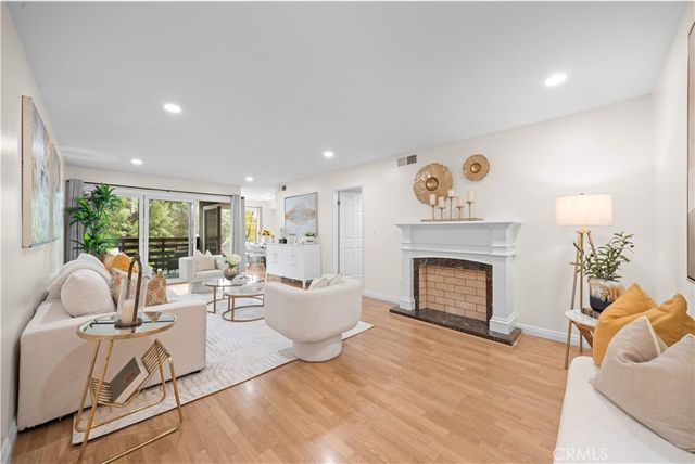 1720 Mission Street 18, South Pasadena, CA 91030