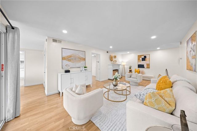 1720 Mission Street 18, South Pasadena, CA 91030