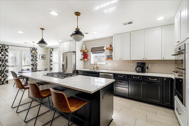 2187 CUMBERNAULD CIR, Germantown, TN 38139