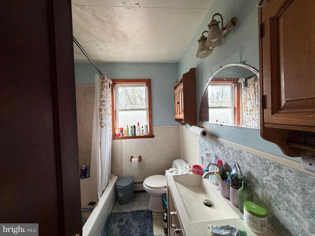 1019 WINDER DR, Bristol, PA 19007