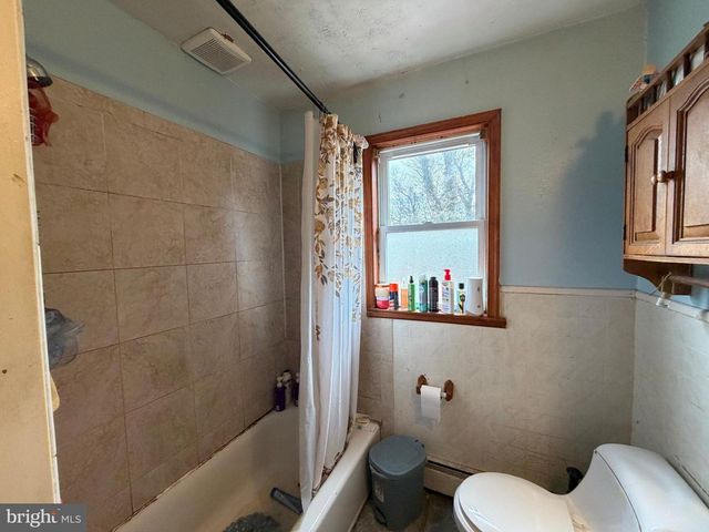 1019 WINDER DR, Bristol, PA 19007