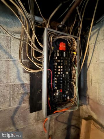 1019 WINDER DR, Bristol, PA 19007