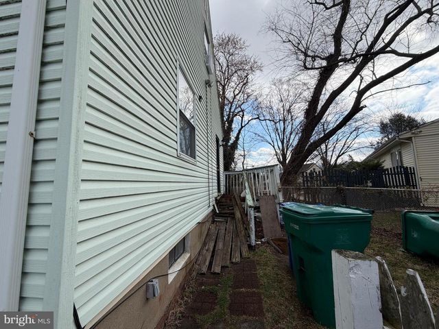 1019 WINDER DR, Bristol, PA 19007