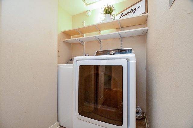 3500 Tangle Brush Drive 14, The Woodlands, TX 77381