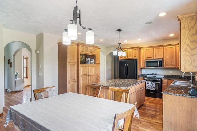 W5071 Cherrywood COURT, Sherwood, WI 54169