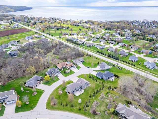 W5071 Cherrywood COURT, Sherwood, WI 54169