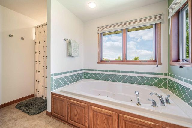 W5071 Cherrywood COURT, Sherwood, WI 54169