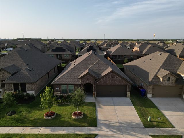 310 Hollow Branch Drive, Royse City, TX 75189