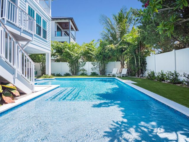 419 ALAMANDA ROAD, Anna Maria, FL 34216