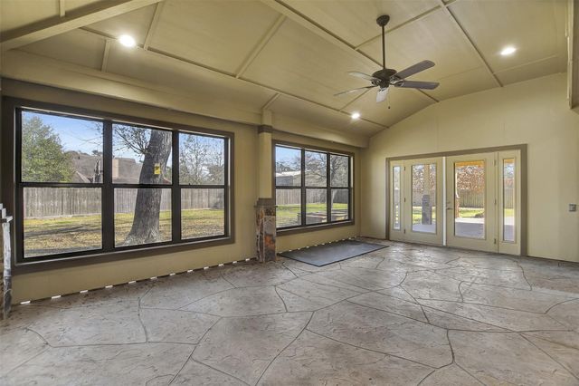 23618 Napa View Valley Drive, Magnolia, TX 77355