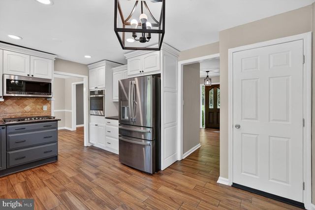 16929 BRIARDALE RD, Rockville, MD 20855