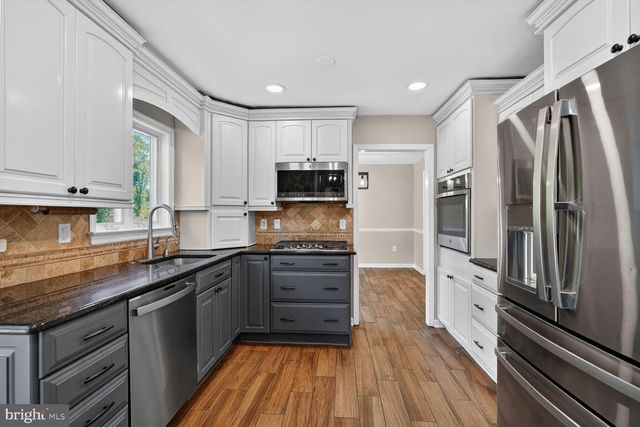 16929 BRIARDALE RD, Rockville, MD 20855