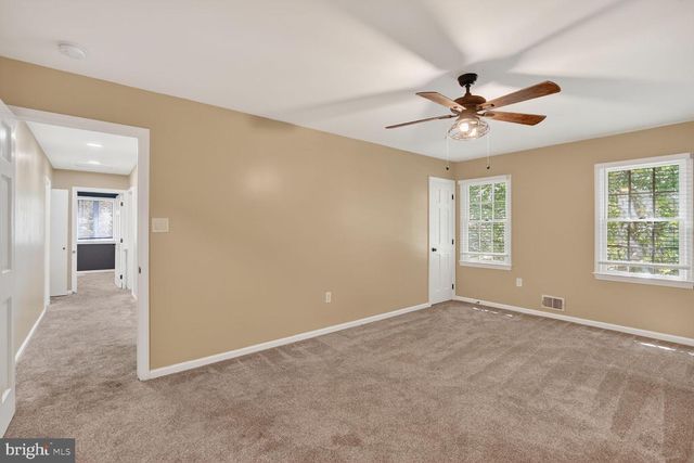 16929 BRIARDALE RD, Rockville, MD 20855