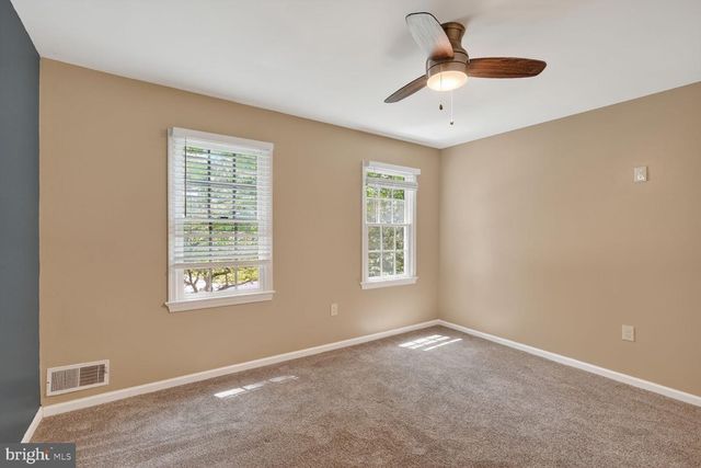 16929 BRIARDALE RD, Rockville, MD 20855