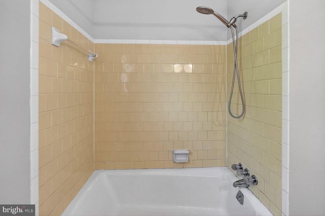 16929 BRIARDALE RD, Rockville, MD 20855