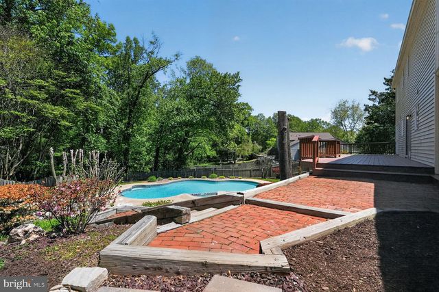 16929 BRIARDALE RD, Rockville, MD 20855