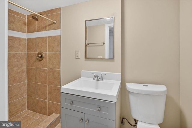 16929 BRIARDALE RD, Rockville, MD 20855