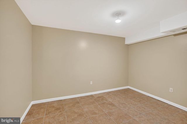 16929 BRIARDALE RD, Rockville, MD 20855