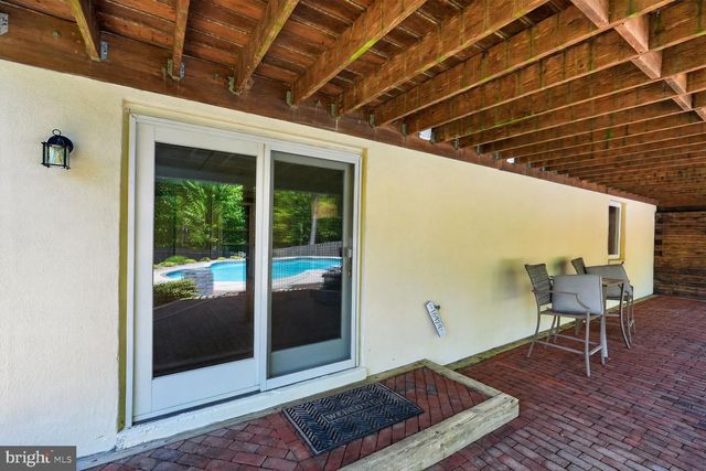 16929 BRIARDALE RD, Rockville, MD 20855
