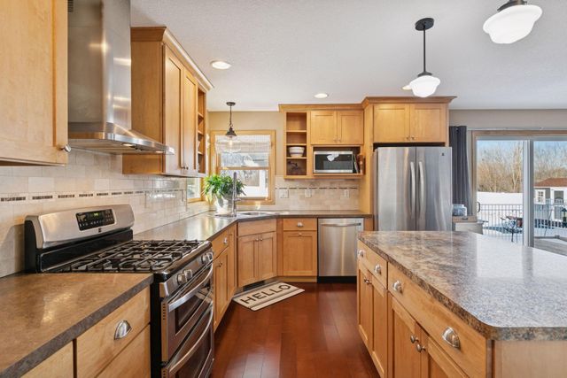 1406 Oconnell Drive, Hastings, MN 55033