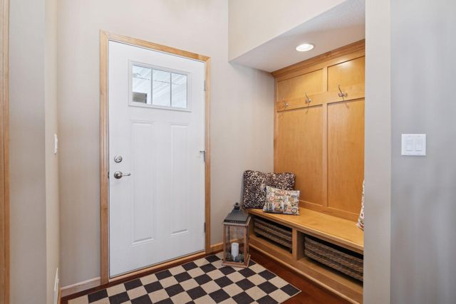 1406 Oconnell Drive, Hastings, MN 55033