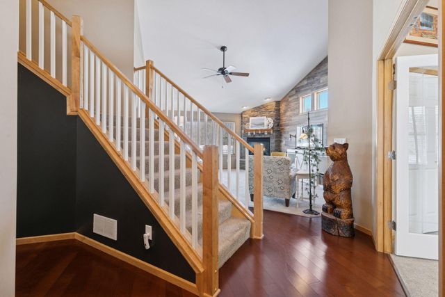 1406 Oconnell Drive, Hastings, MN 55033