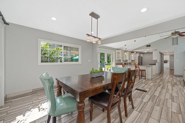 3903 Peach Dr, Loomis, CA 95650