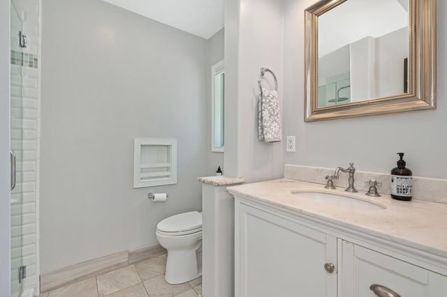 3903 Peach Dr, Loomis, CA 95650