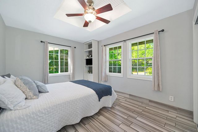 3903 Peach Dr, Loomis, CA 95650