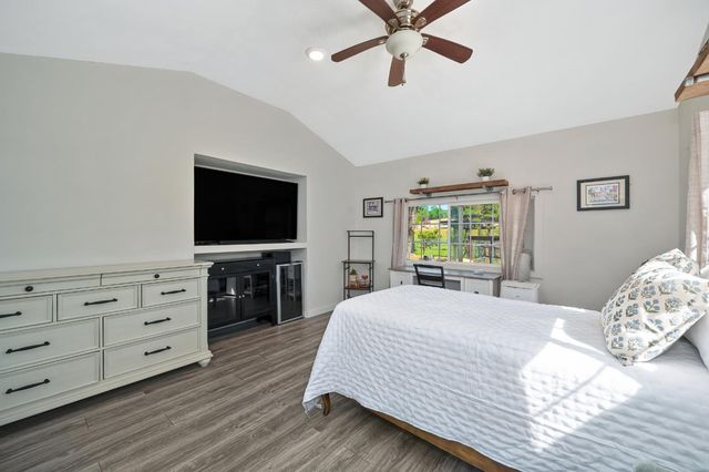 3903 Peach Dr, Loomis, CA 95650