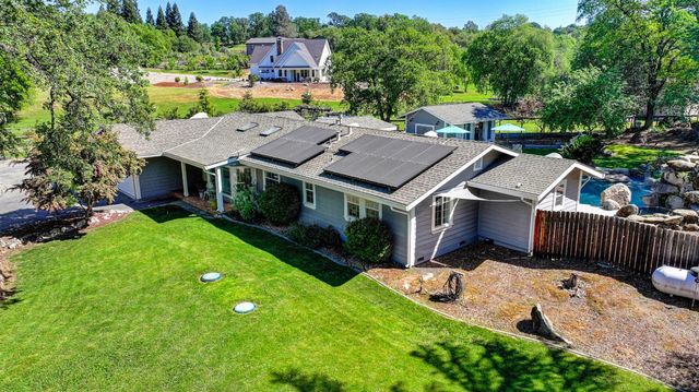 3903 Peach Dr, Loomis, CA 95650