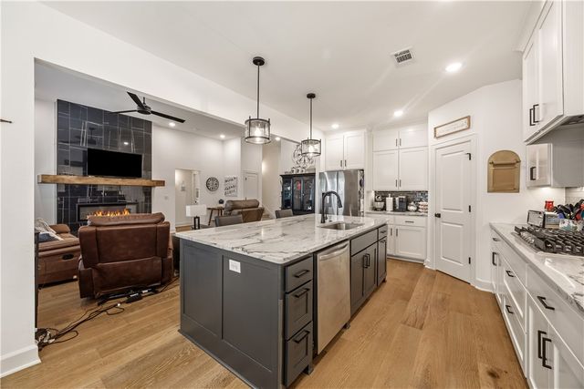 1110 Whistler Street, Bentonville, AR 72713