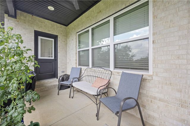 1110 Whistler Street, Bentonville, AR 72713