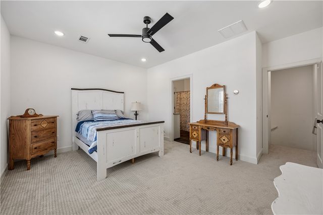 1110 Whistler Street, Bentonville, AR 72713