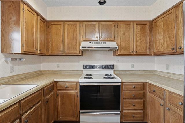 6701 NW 124th Terrace, Oklahoma City, OK 73142