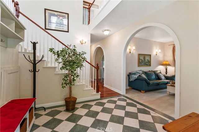 27601 Cedarwood Drive, Lake Arrowhead, CA 92352