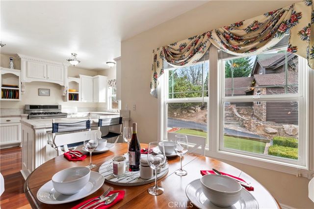 27601 Cedarwood Drive, Lake Arrowhead, CA 92352