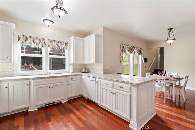 27601 Cedarwood Drive, Lake Arrowhead, CA 92352