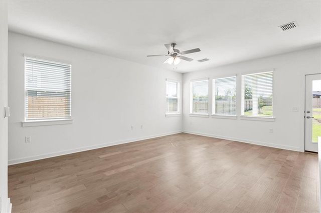 7409A Sparkling Light DR A, Del Valle, TX 78617