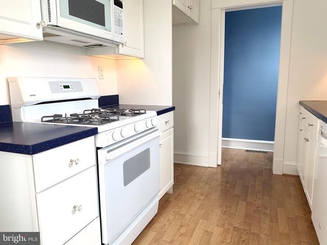 2413 W 16TH ST, Wilmington, DE 19806