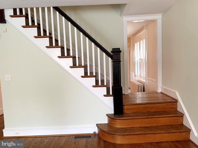 2413 W 16TH ST, Wilmington, DE 19806