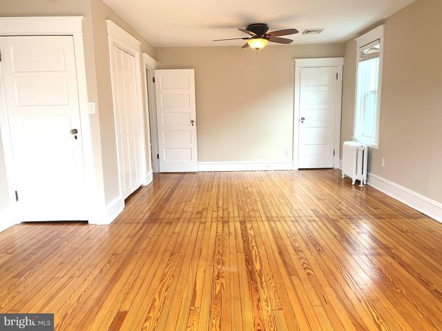 2413 W 16TH ST, Wilmington, DE 19806
