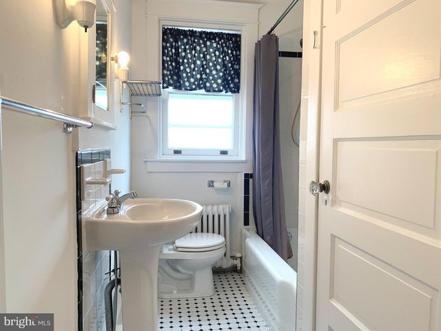 2413 W 16TH ST, Wilmington, DE 19806