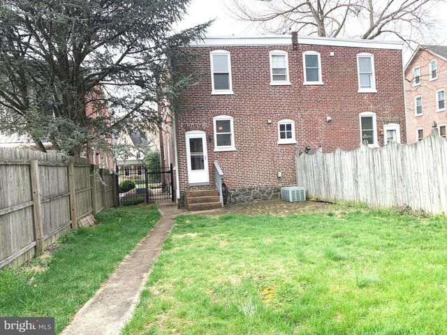 2413 W 16TH ST, Wilmington, DE 19806