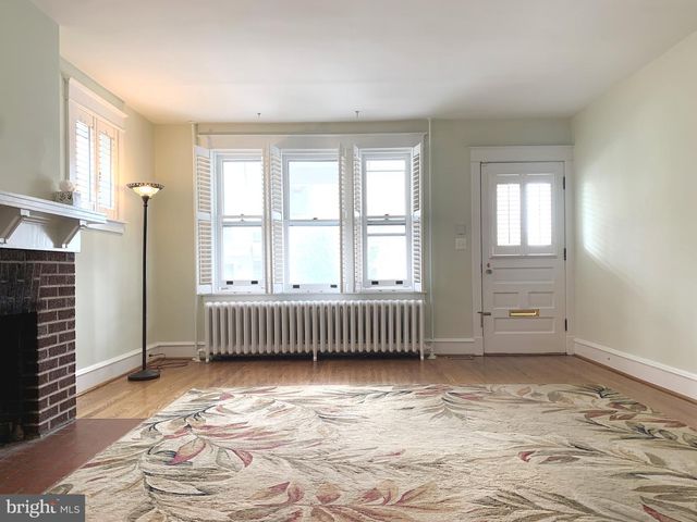 2413 W 16TH ST, Wilmington, DE 19806