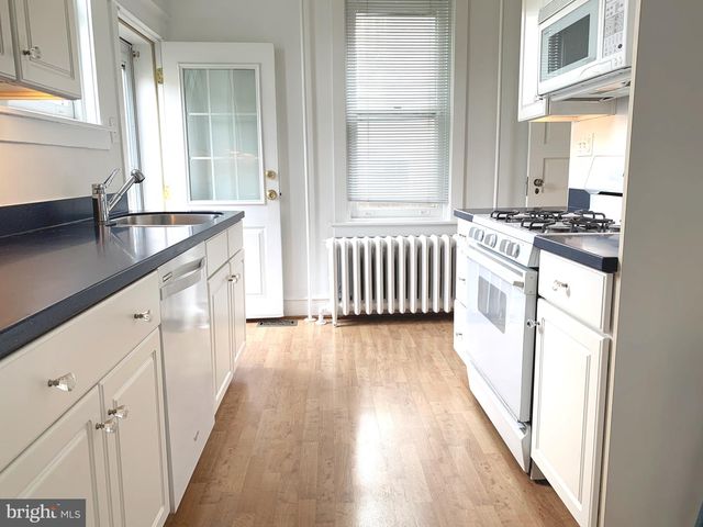 2413 W 16TH ST, Wilmington, DE 19806