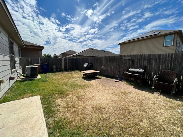 8924 Edmundsbury DR, Austin, TX 78747