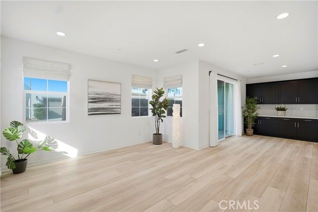 6910 Stonecrop, Fontana, CA 92336