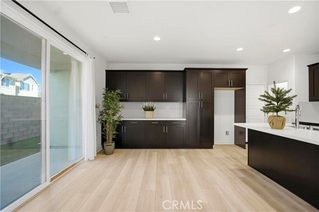 6910 Stonecrop, Fontana, CA 92336