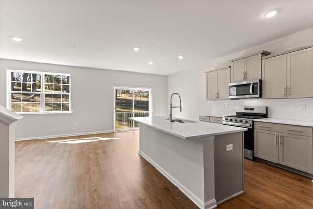 3701 DEVONANN LN, Edgewater, MD 21037